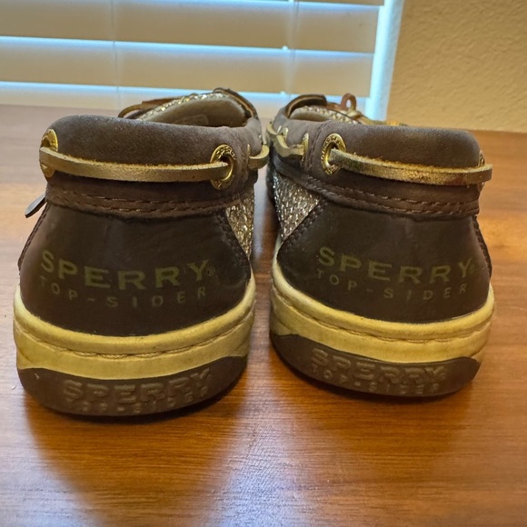 Sperrt Boat Shoes with Gold Accents.  Sized Women’s 5.5 - Picture 3 of 7
